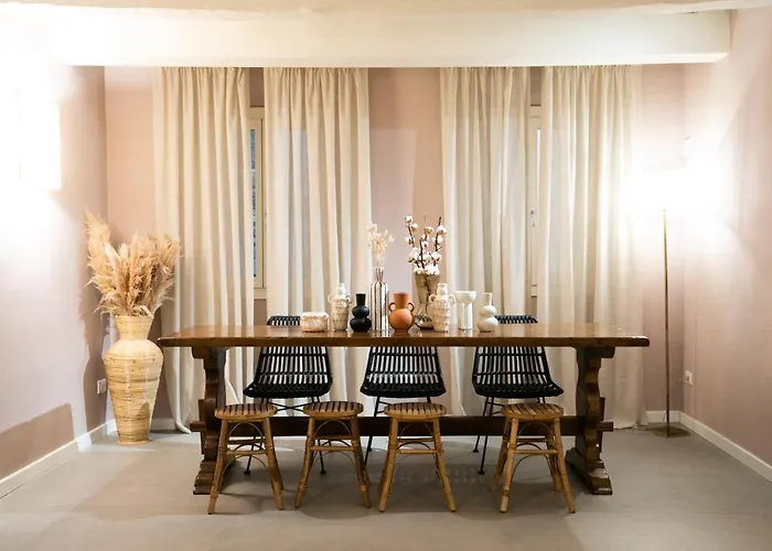 Lunaria Suites